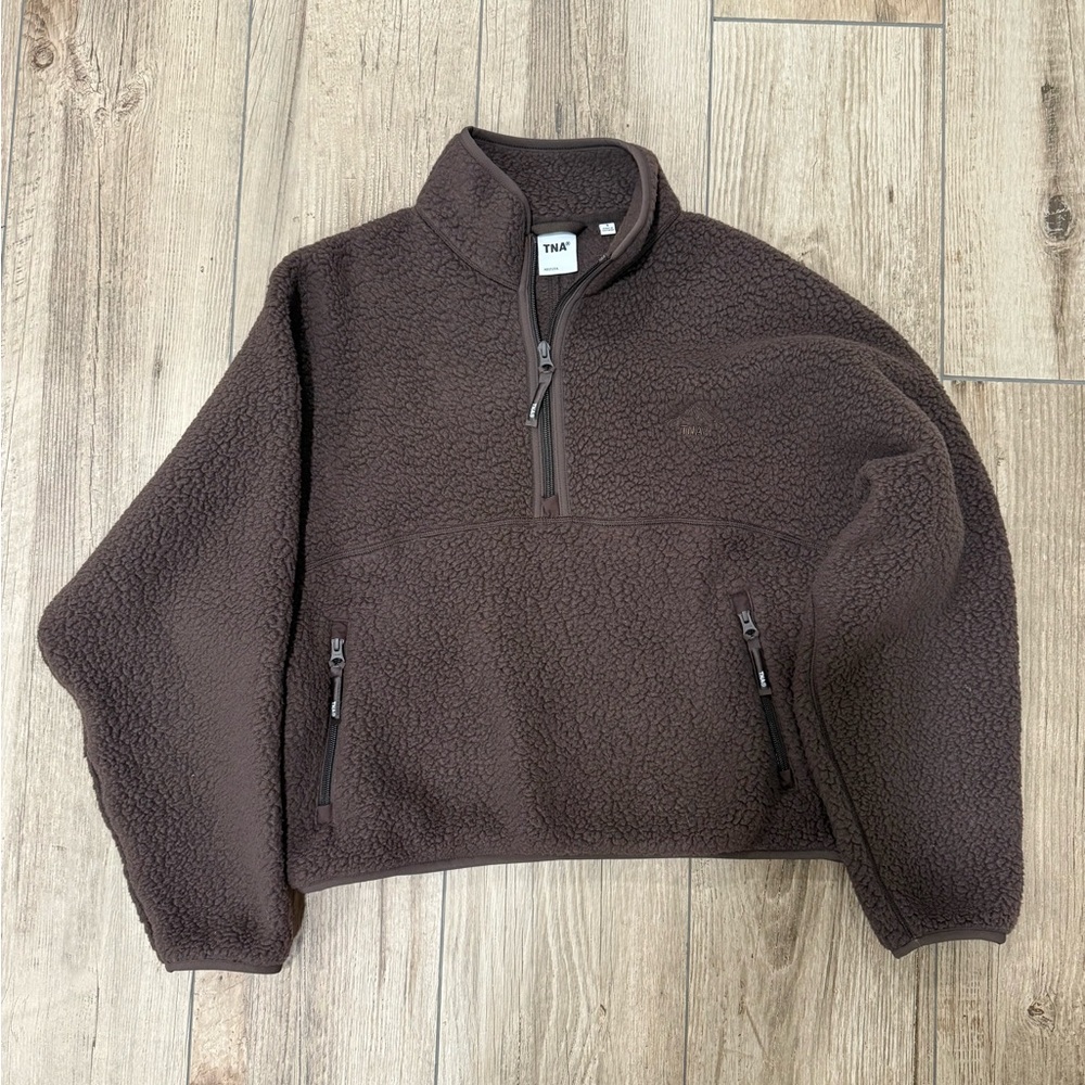 Aritzia TNA Fleece